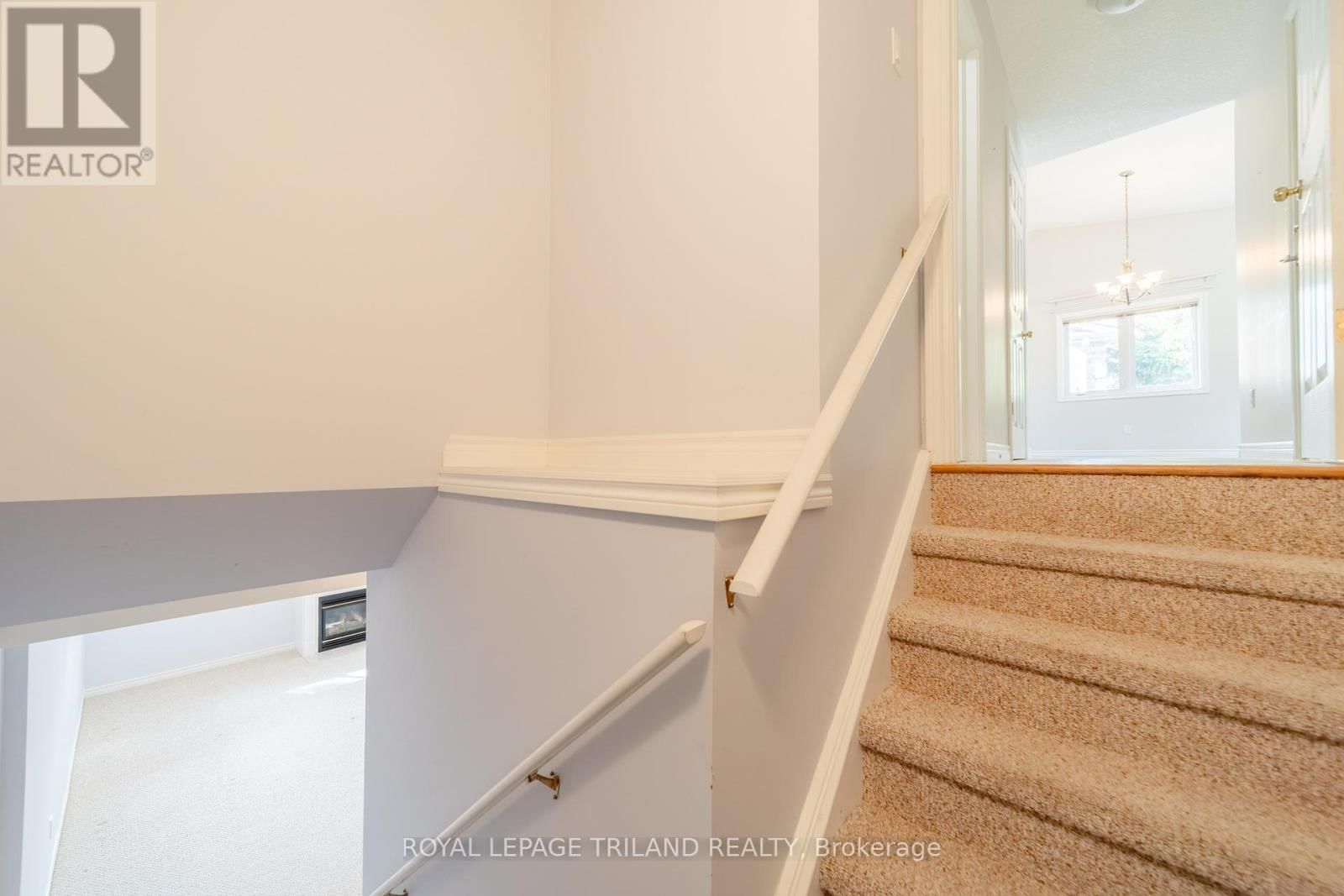 58 - 572 THISTLEWOOD DRIVE Image 35