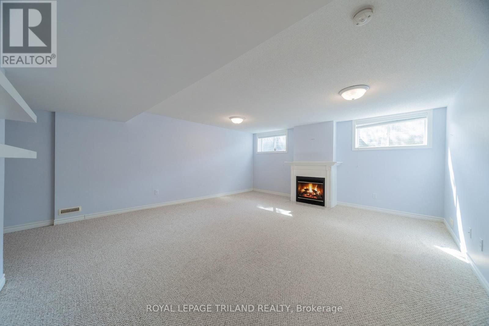 58 - 572 THISTLEWOOD DRIVE Image 37