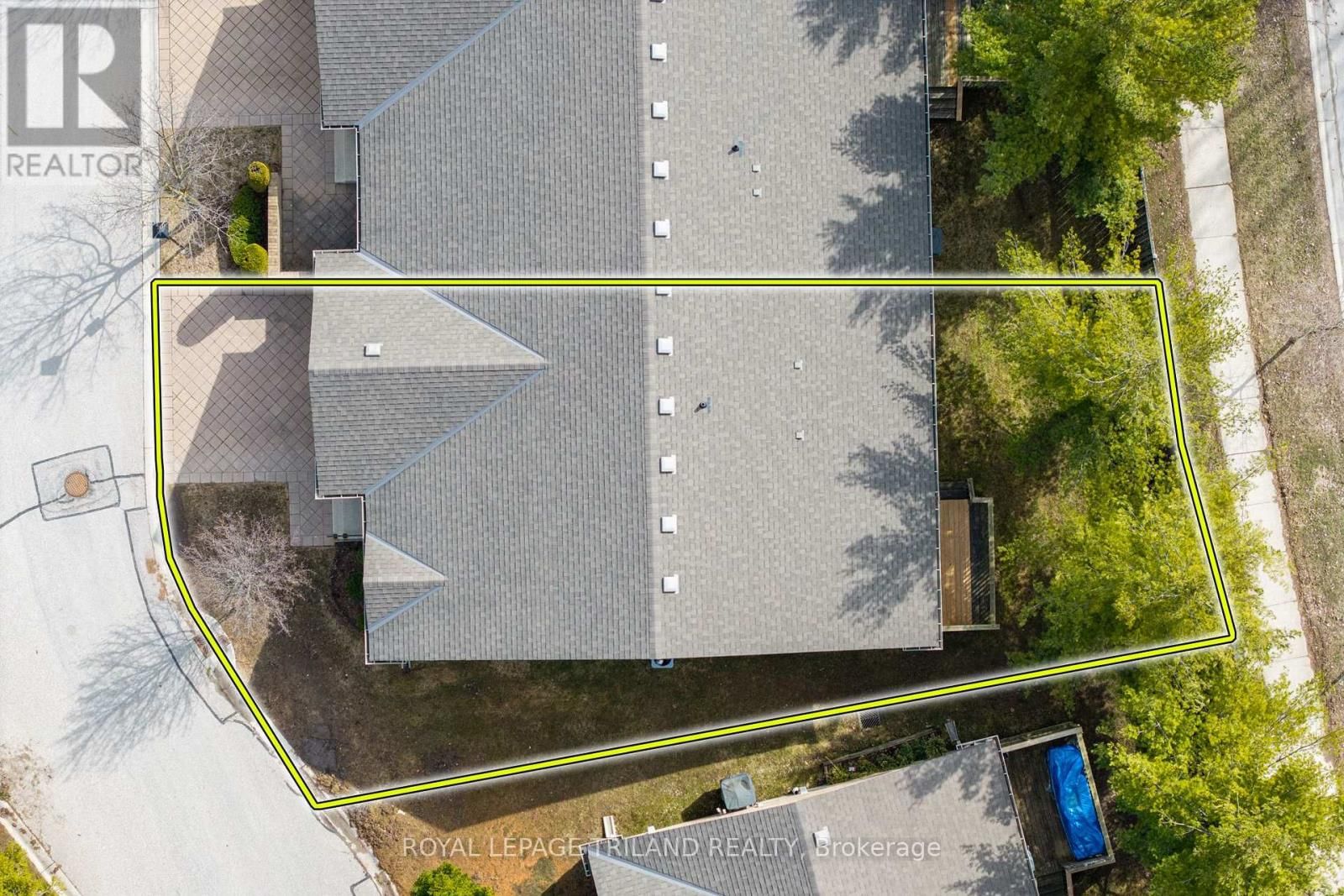 58 - 572 THISTLEWOOD DRIVE Image 4