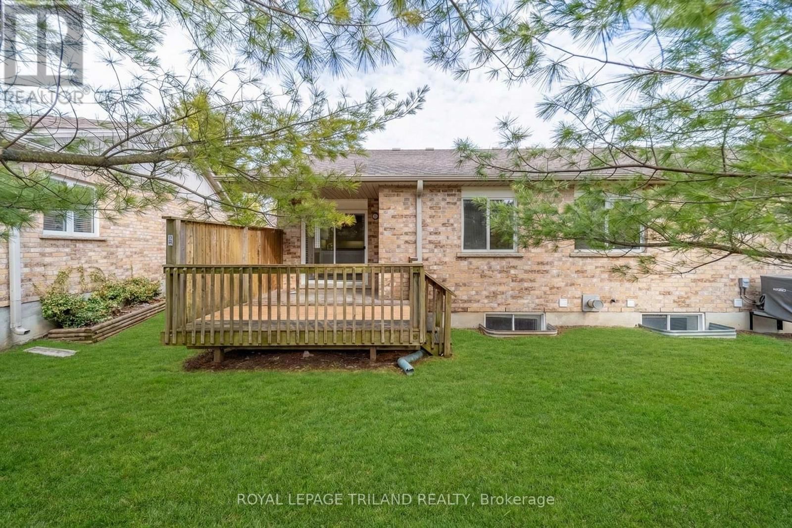 58 - 572 THISTLEWOOD DRIVE Image 8