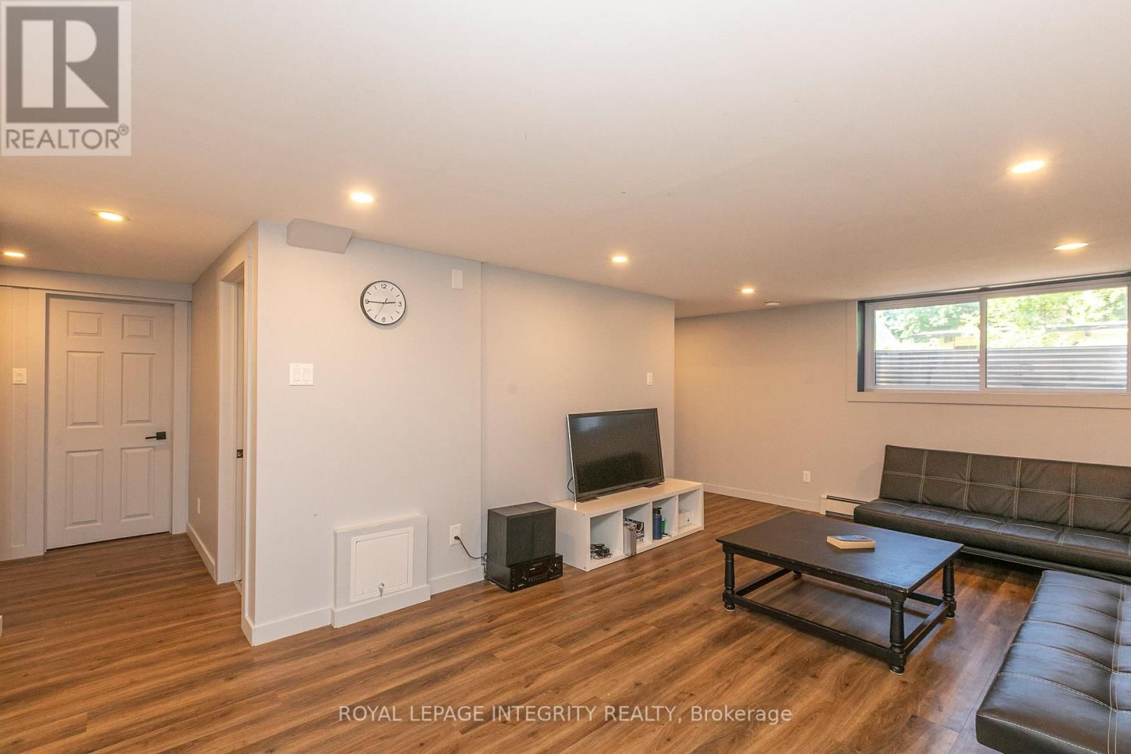 2347 BASELINE ROAD Image 29