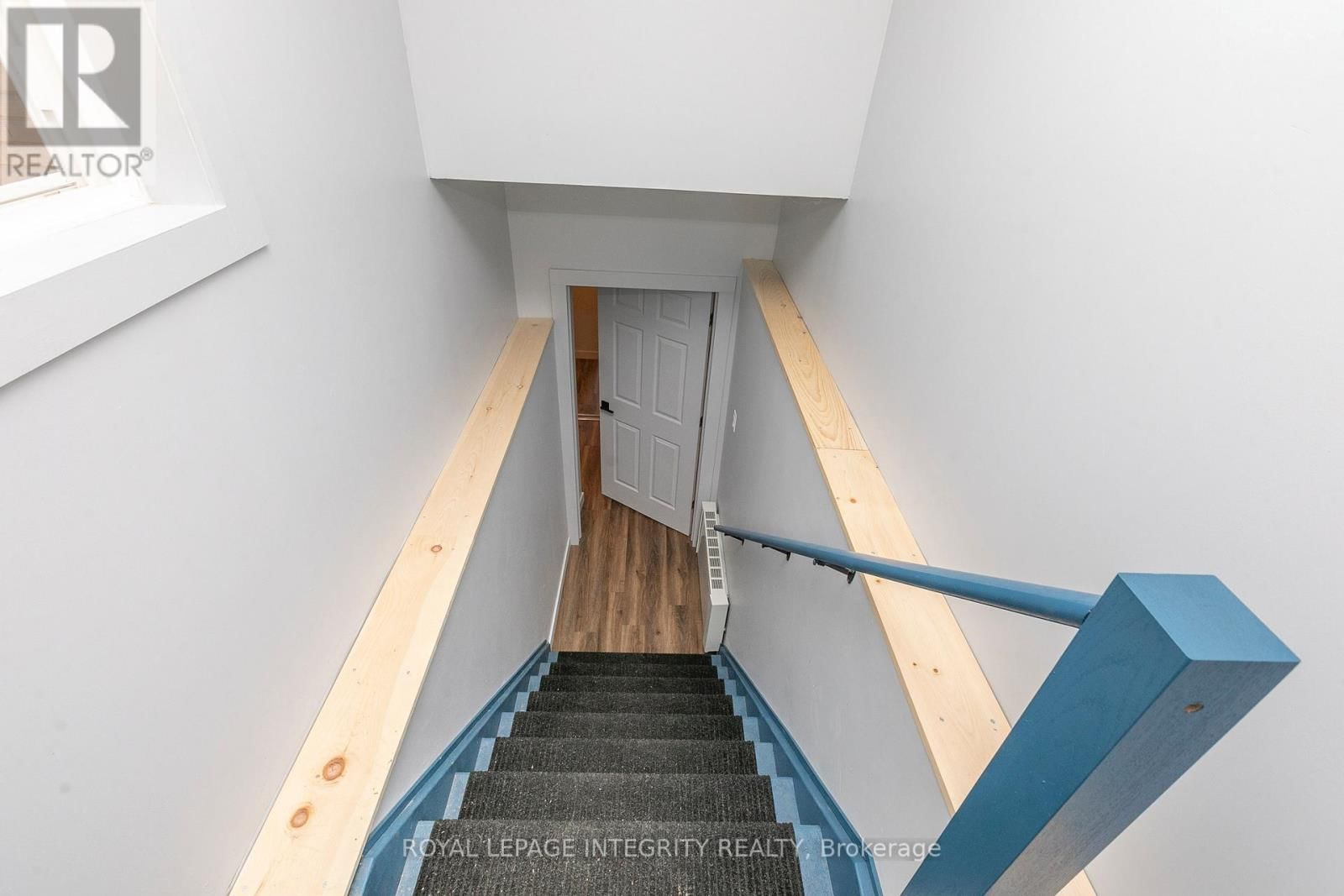 2347 BASELINE ROAD Image 39