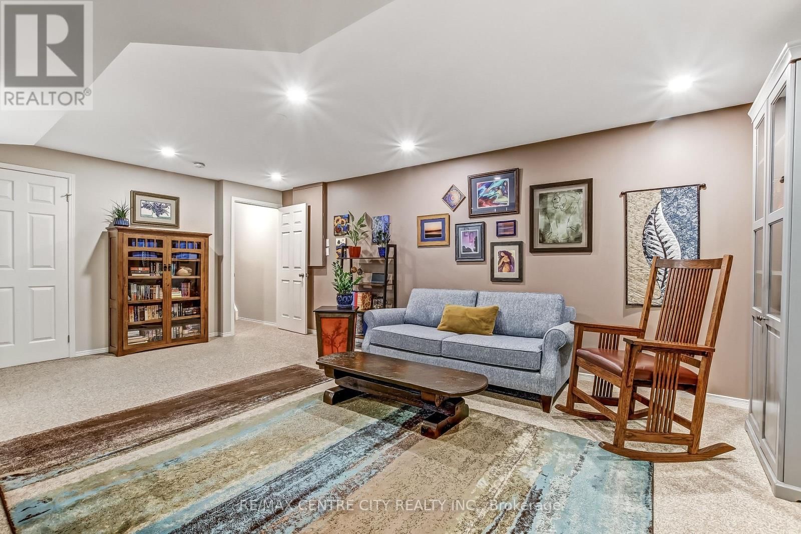 39 - 145 NORTH CENTRE ROAD Image 26