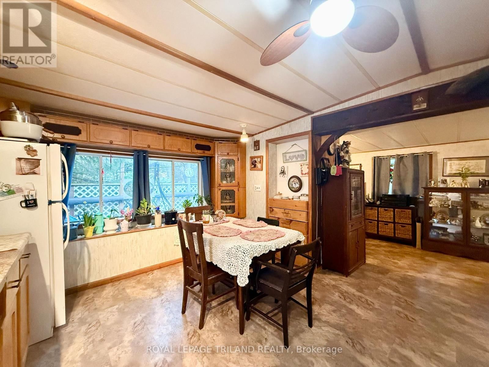 350 - 194936 19TH LINE Image 12