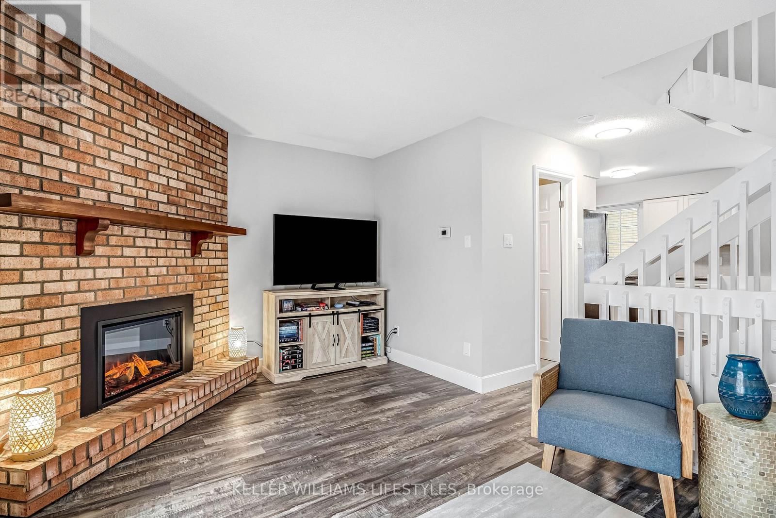 26 - 1399 COMMISSIONERS ROAD WEST Image 19