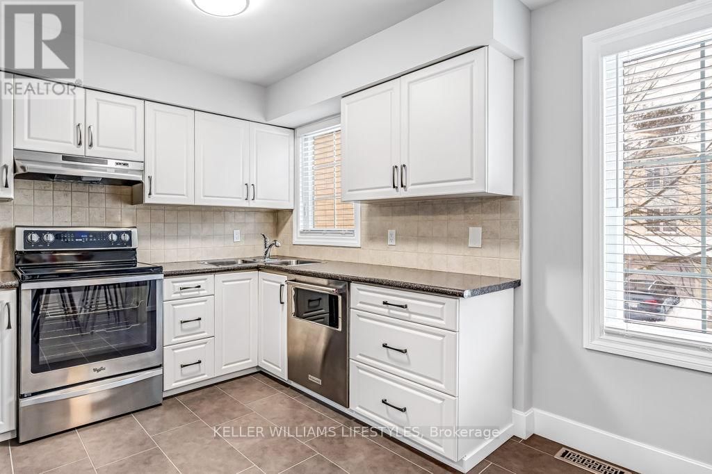 26 - 1399 COMMISSIONERS ROAD WEST Image 24