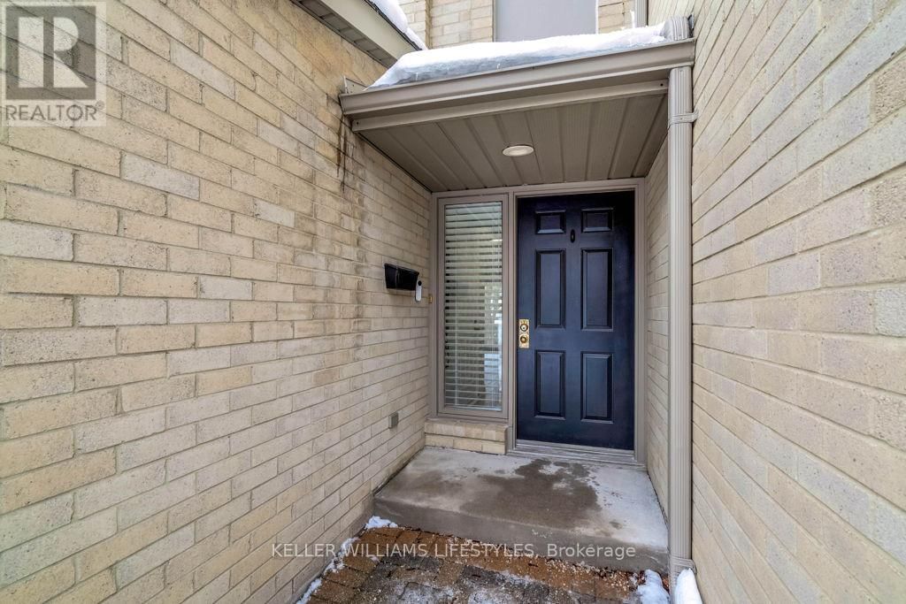 26 - 1399 COMMISSIONERS ROAD WEST Image 3