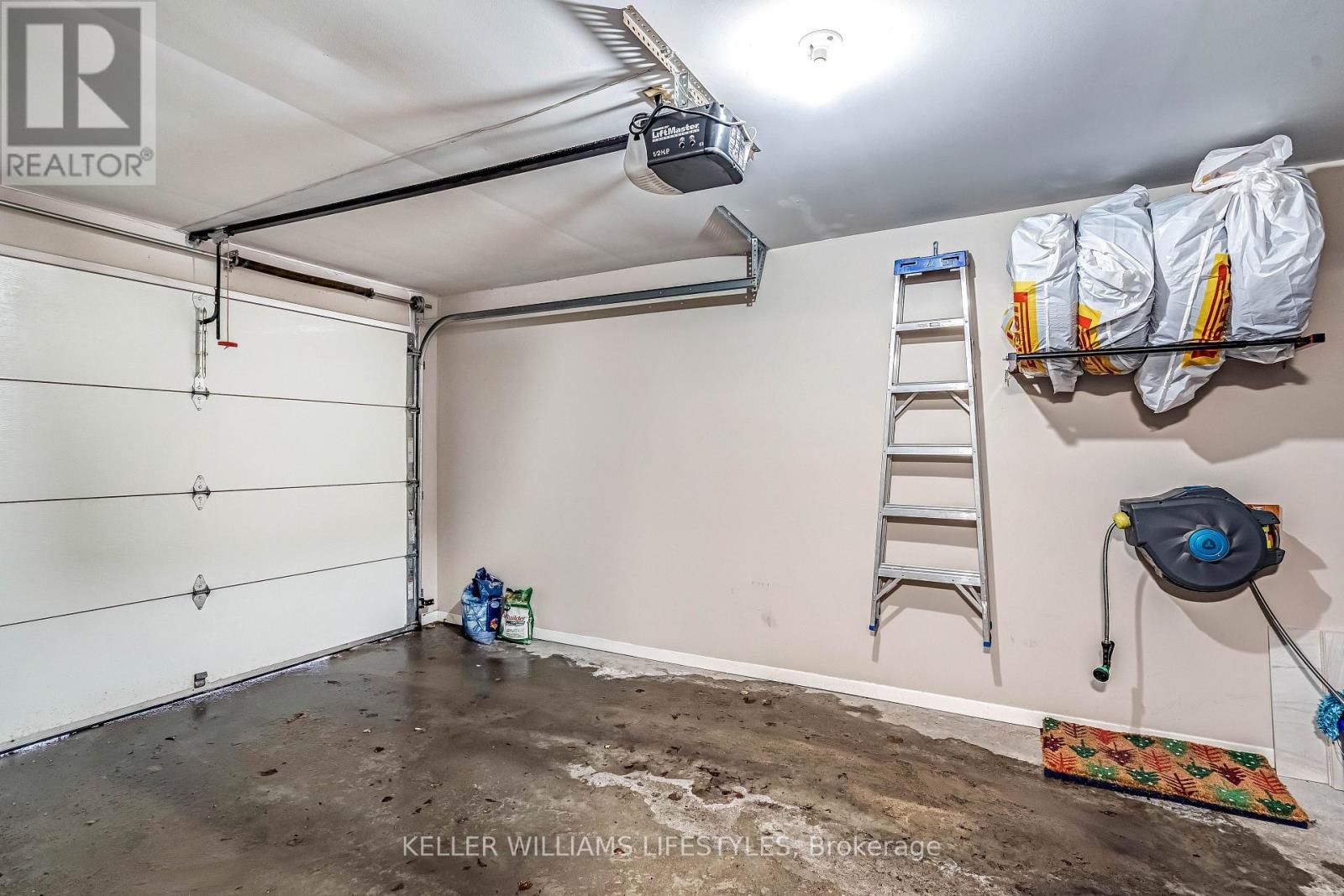 26 - 1399 COMMISSIONERS ROAD WEST Image 38