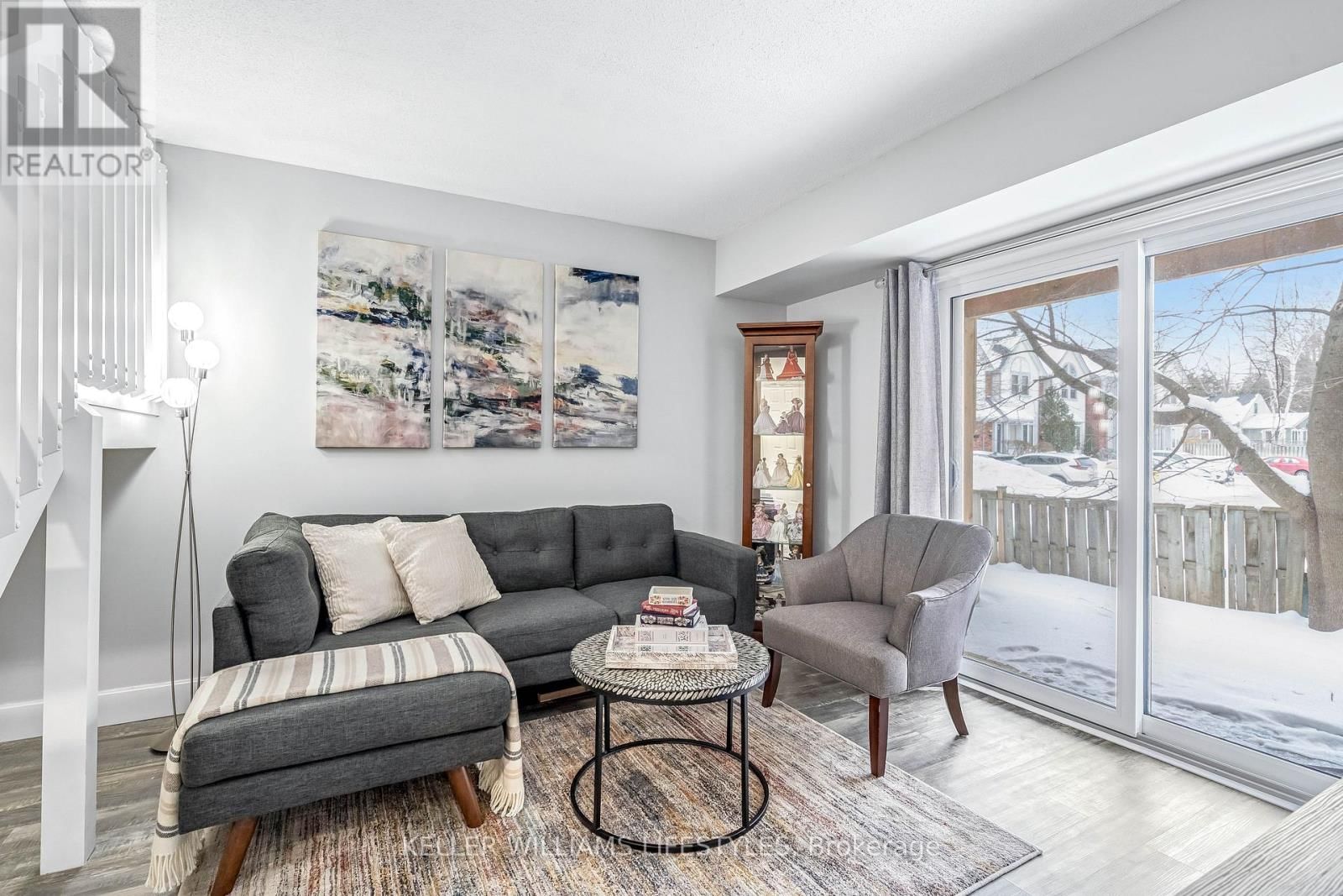 26 - 1399 COMMISSIONERS ROAD WEST Image 8