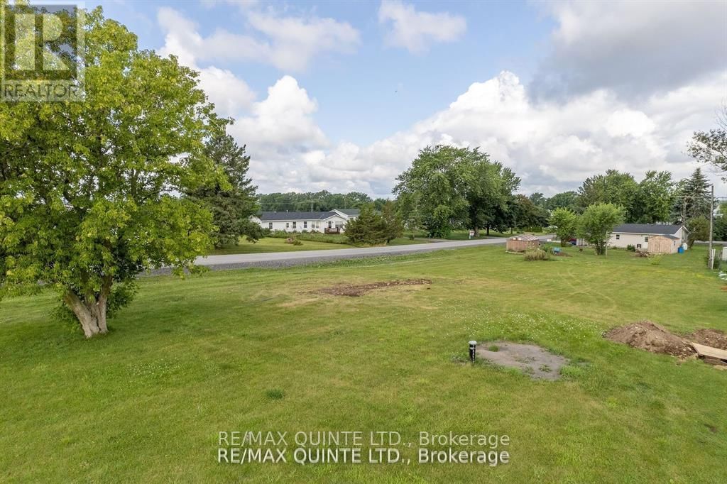 00 MOORE AVENUE Image 10