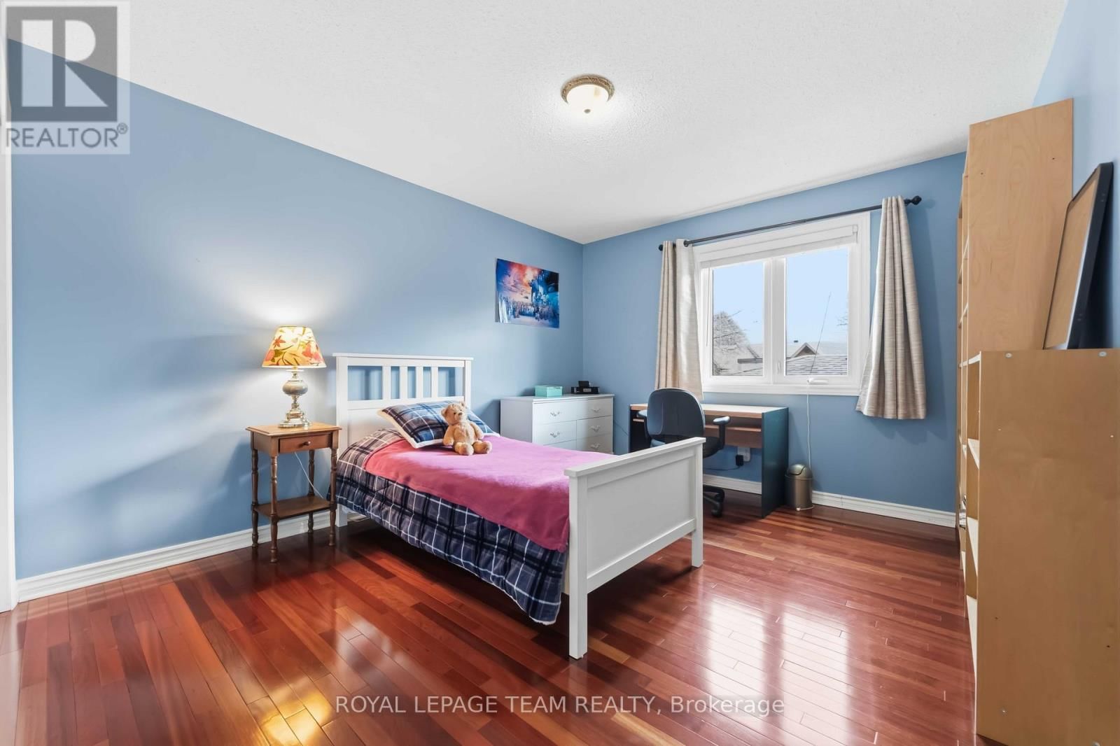 19 HACKETT STREET Image 26