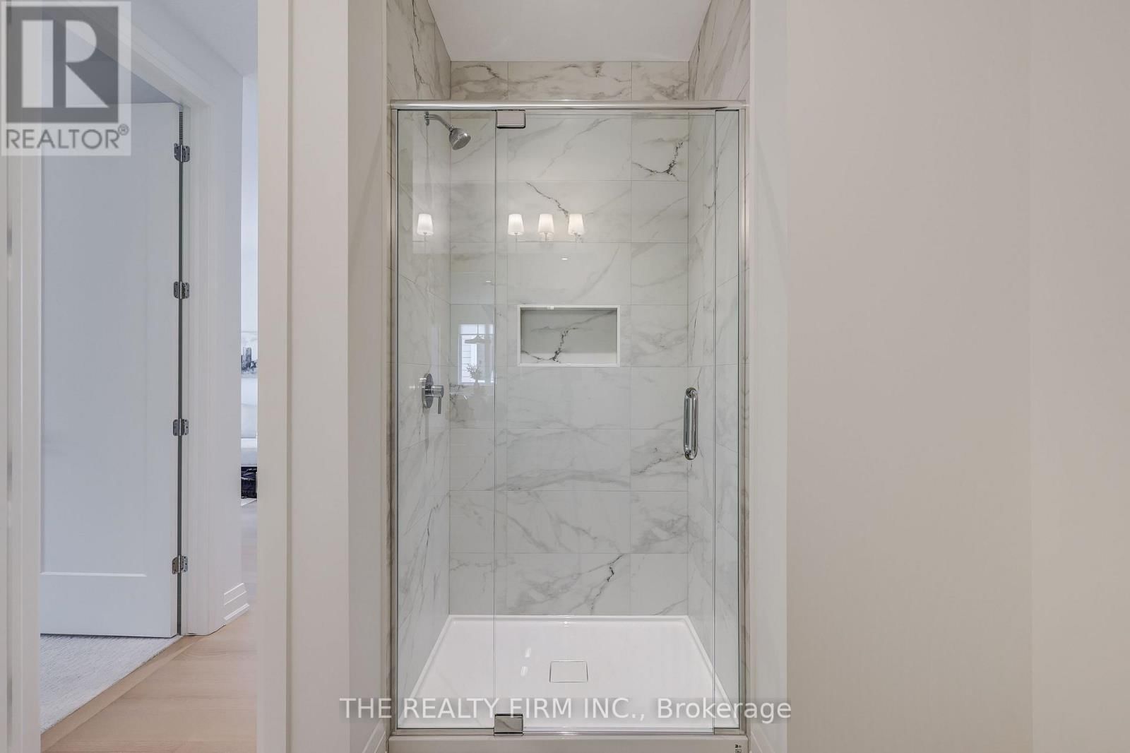 9 - 85 FOREST STREET Image 16