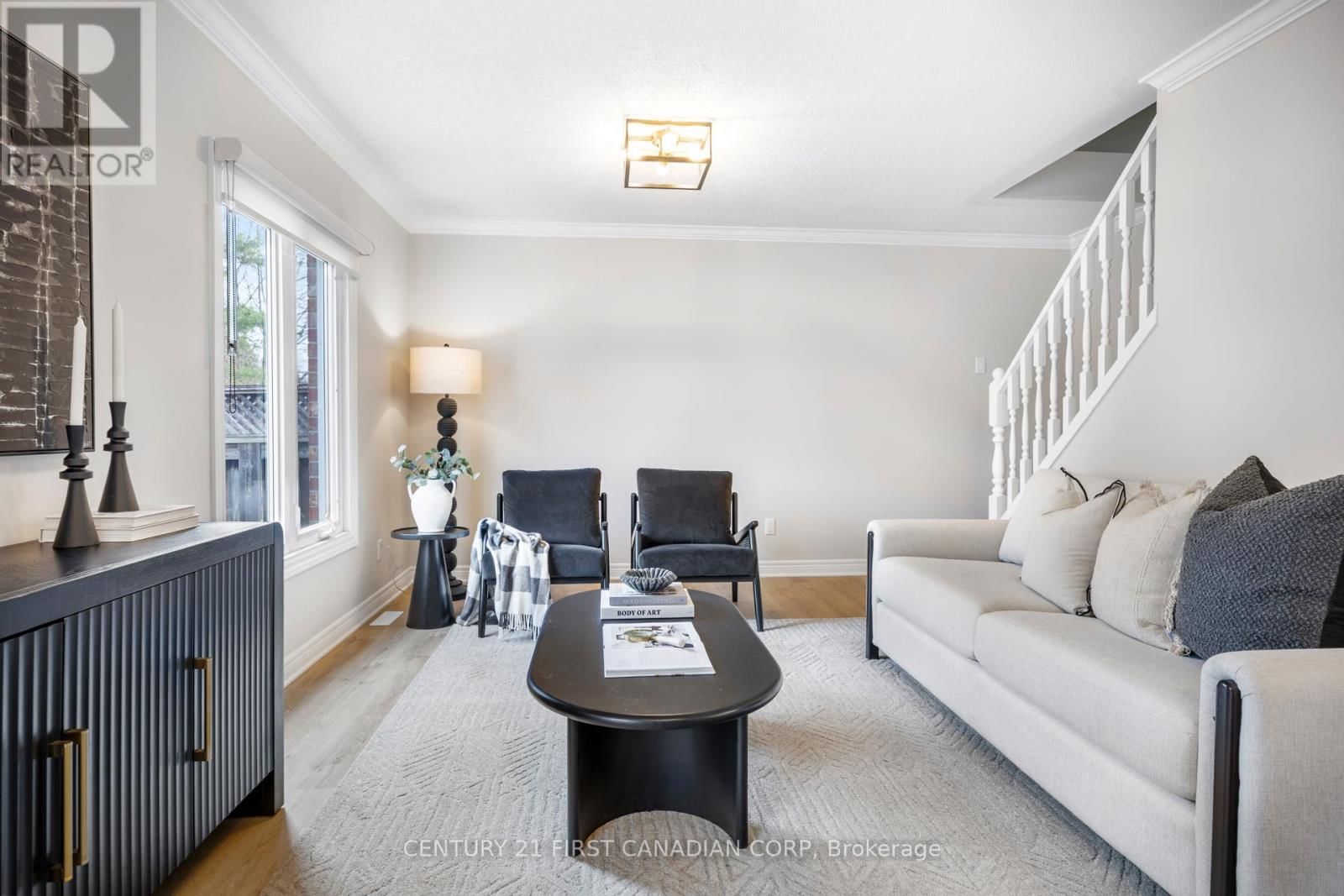 25 - 189 HOMESTEAD CRESCENT Image 12