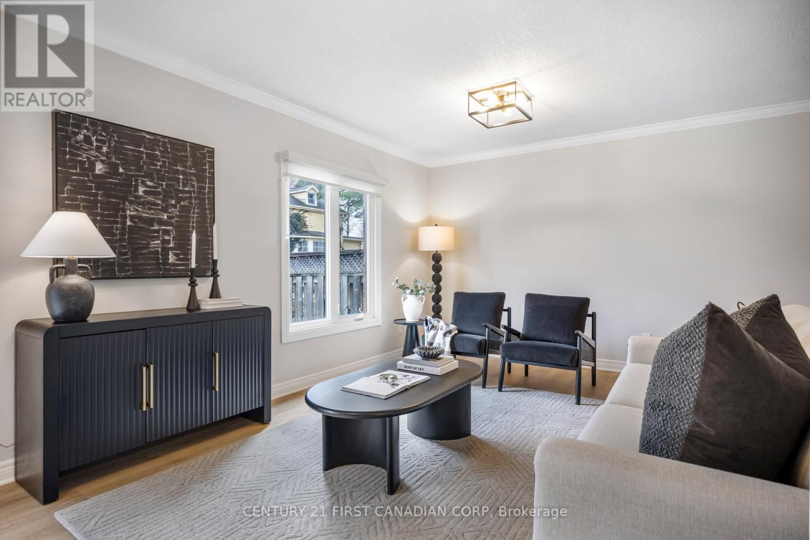 25 - 189 HOMESTEAD CRESCENT Image 13