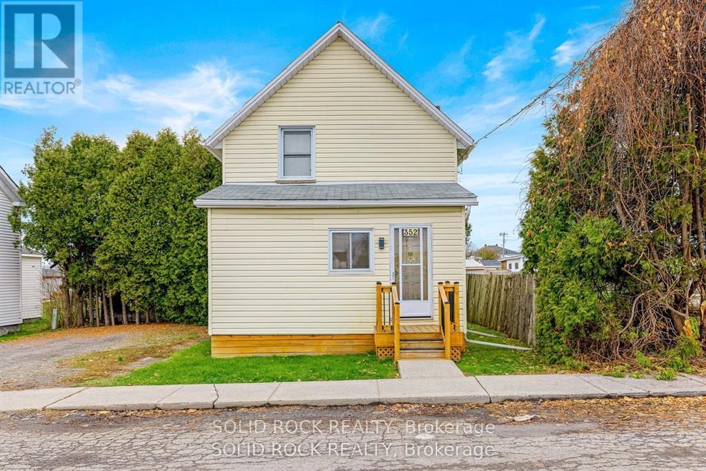 352 NEW STREET Image 3