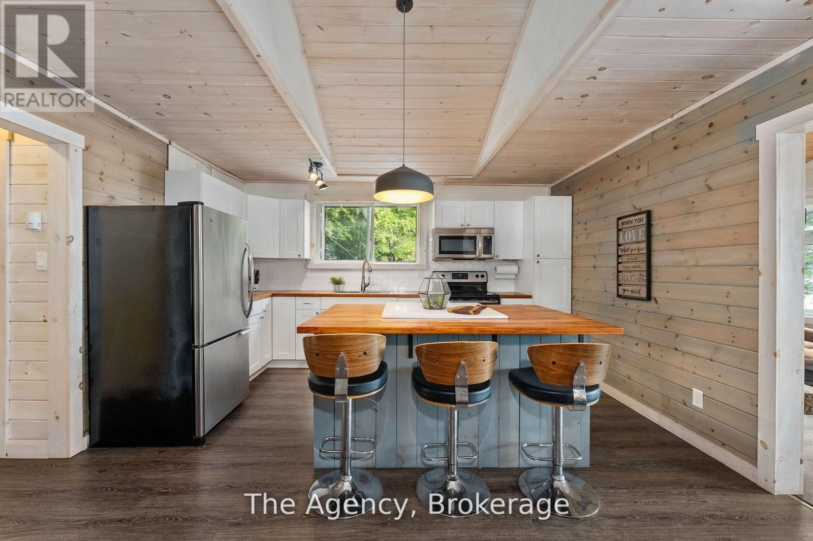 1032 LAKESHORE DRIVE SOUTH Image 11