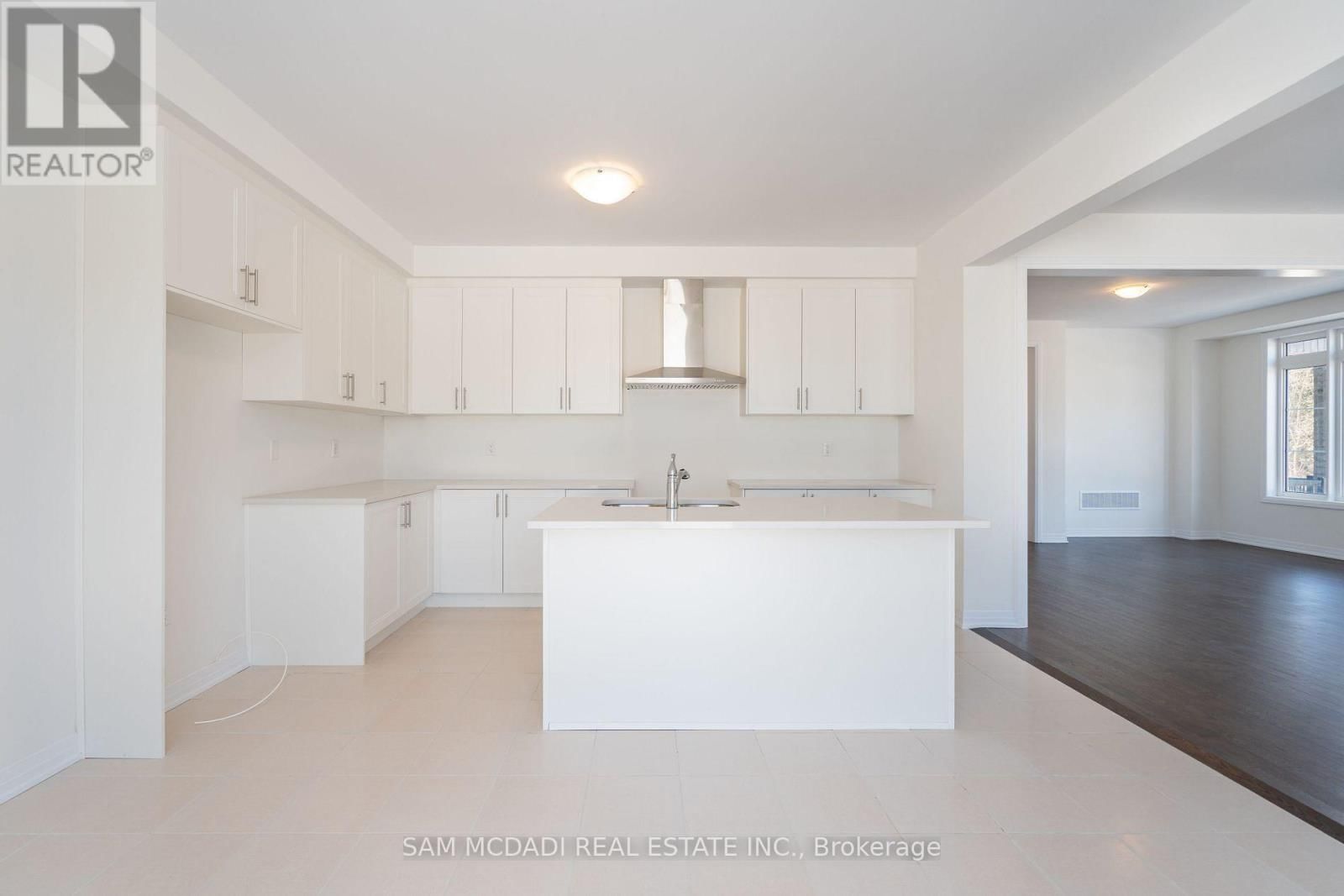 3 BLAIN DRIVE Image 18