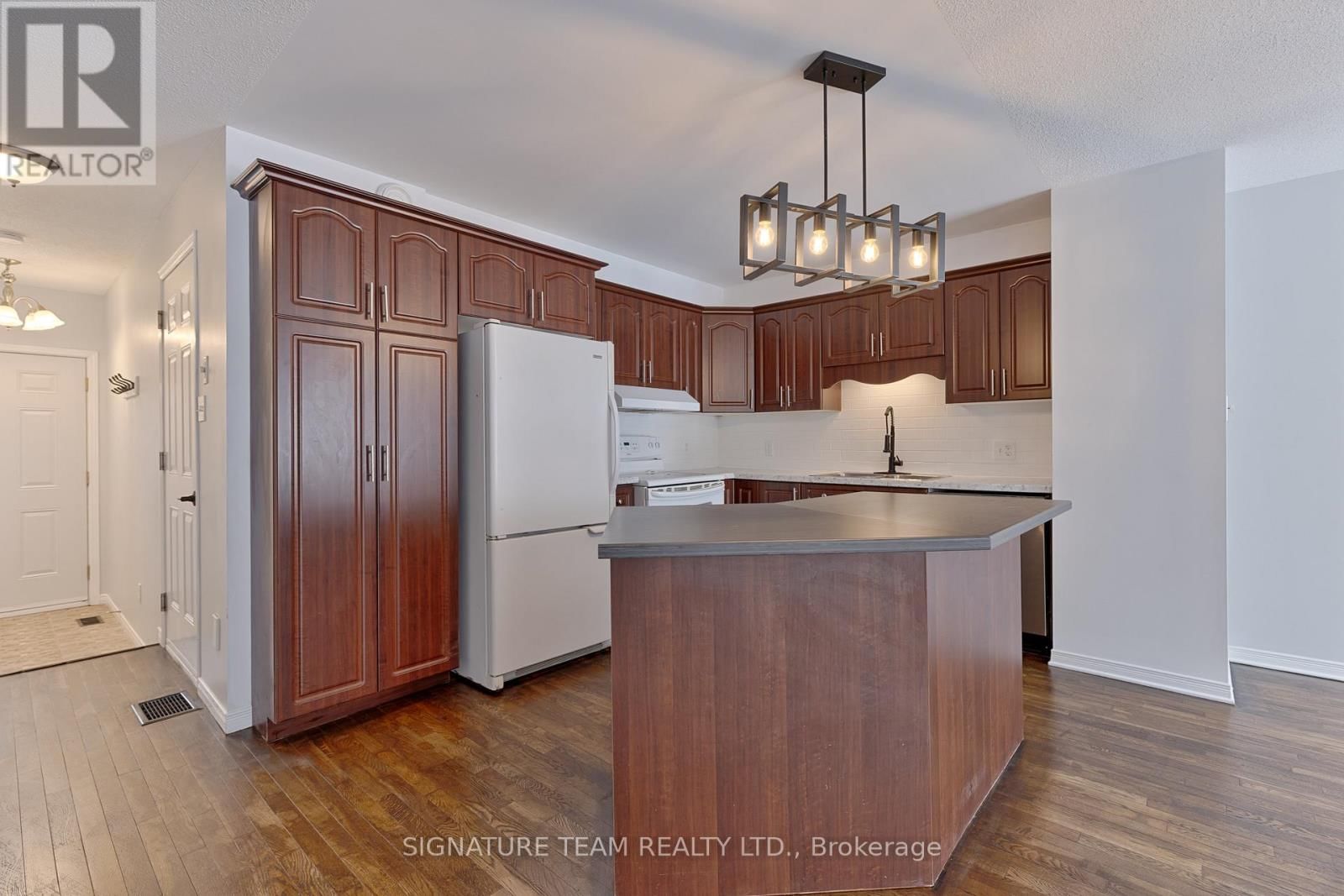 20 NORTHBROOK ROAD Image 8