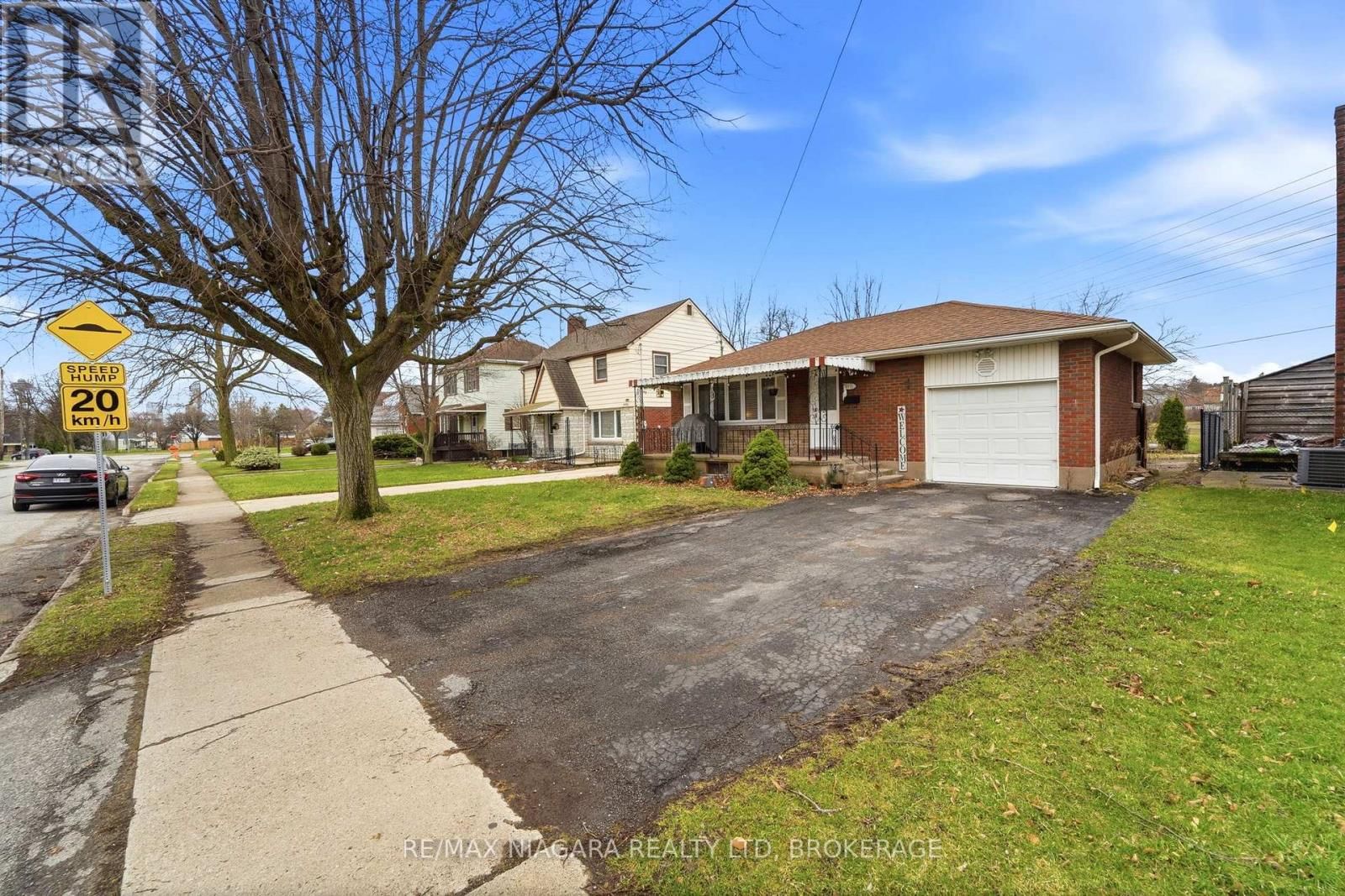 4975 HOMEWOOD AVENUE Image 24