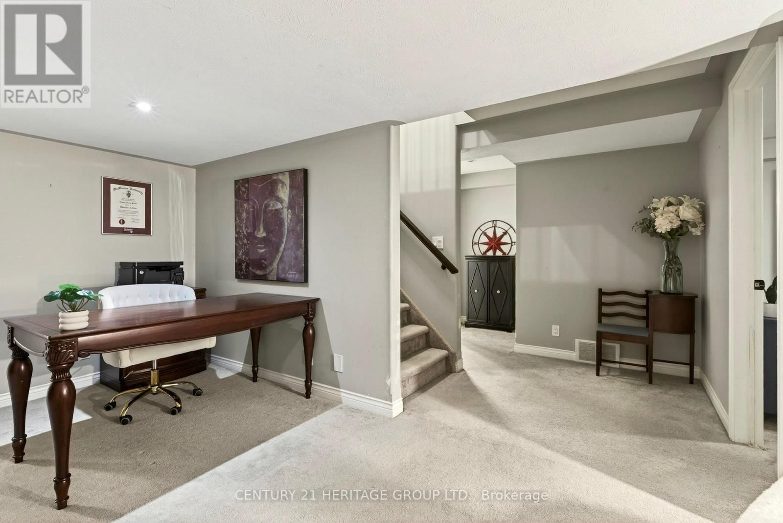 67 MACNEIL COURT Image 37