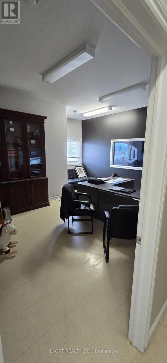 286 MAITLAND AVENUE Image 17