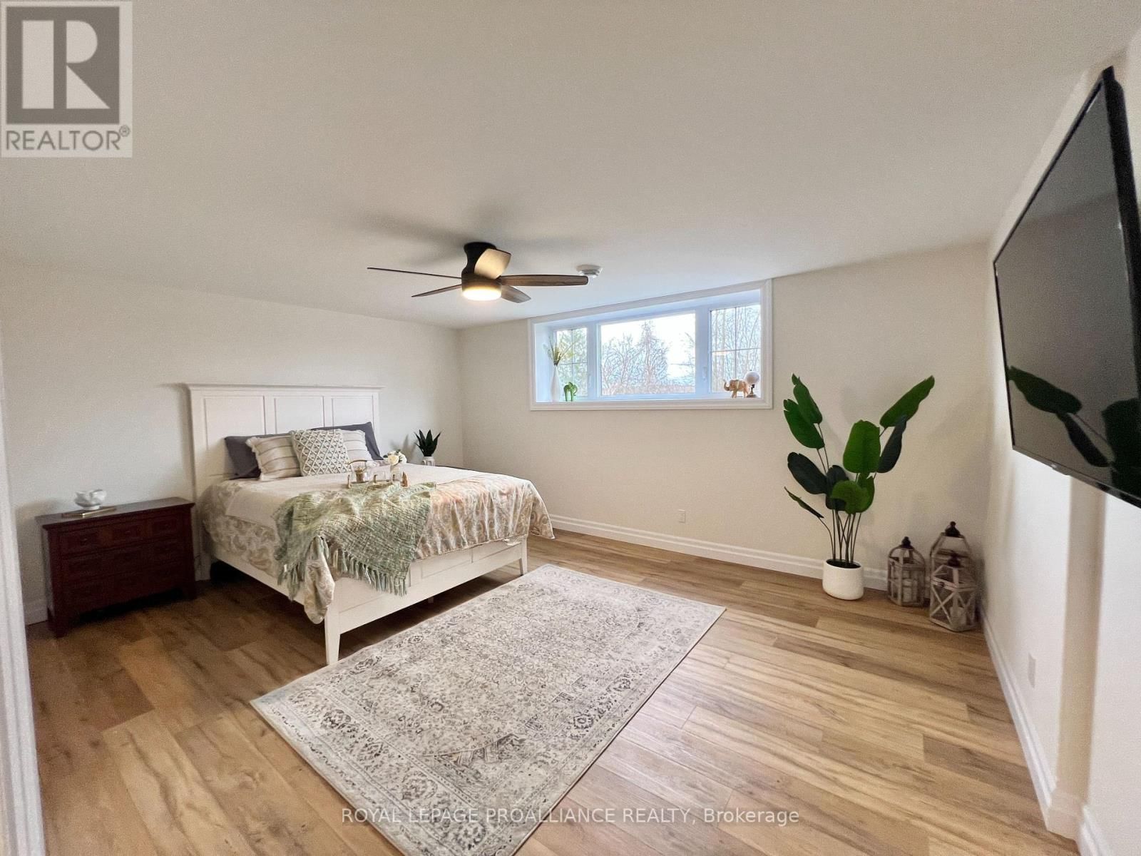 426 FREE ROAD Image 26