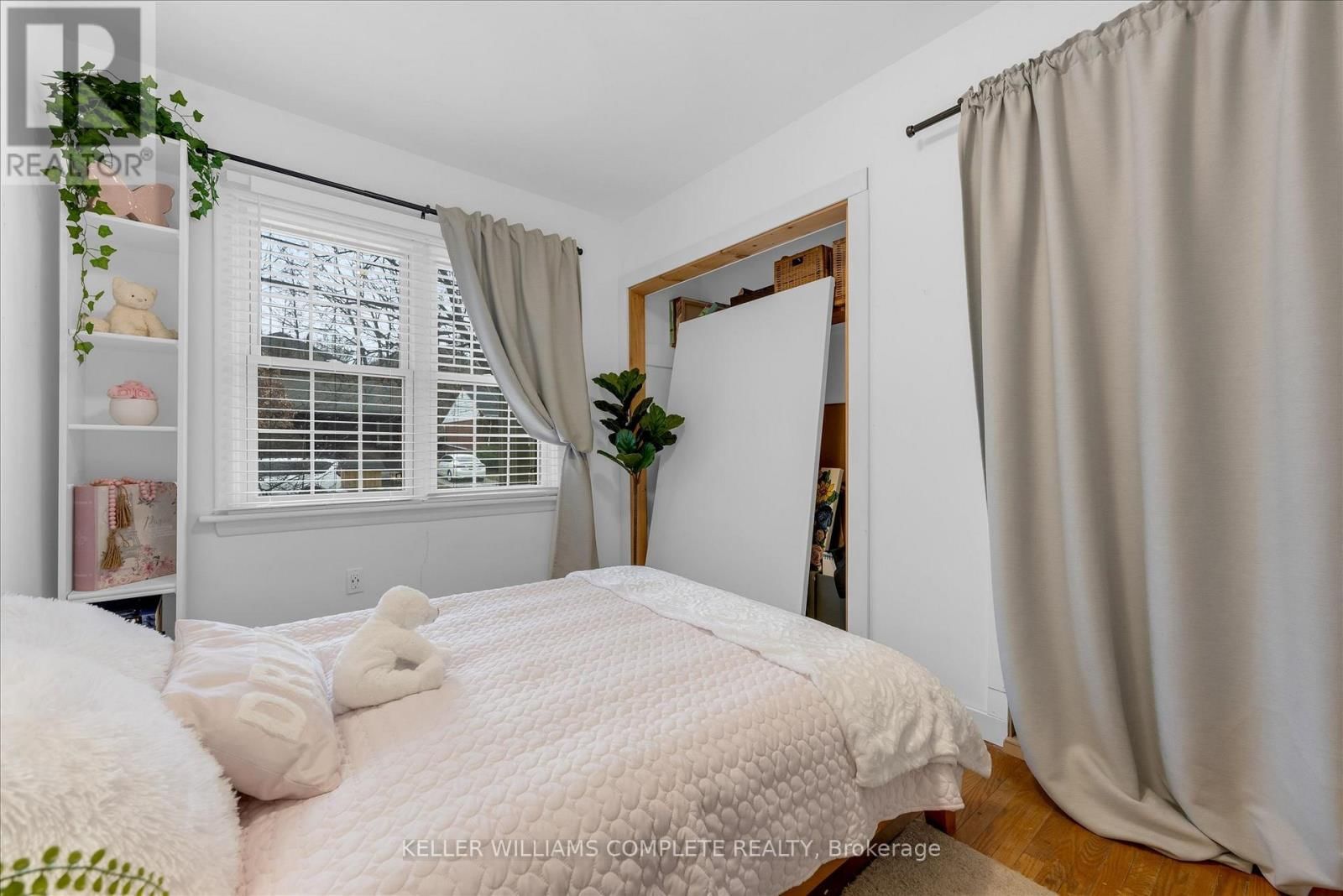 24 CENTRAL PARK AVENUE Image 15