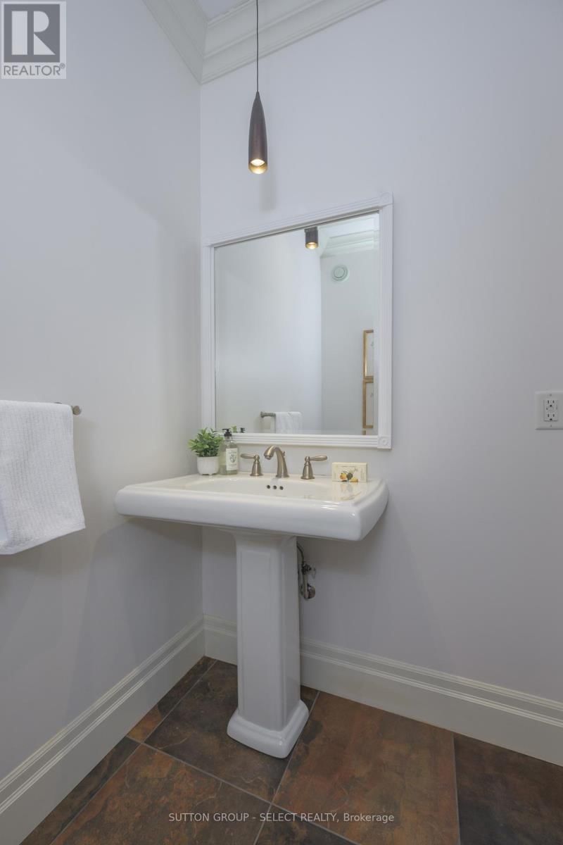 1615 WICKERSON GATE Image 21