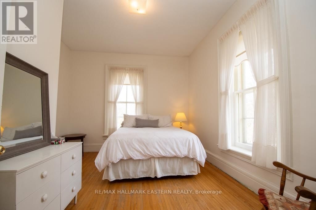 ARGYLE STREET Image 9