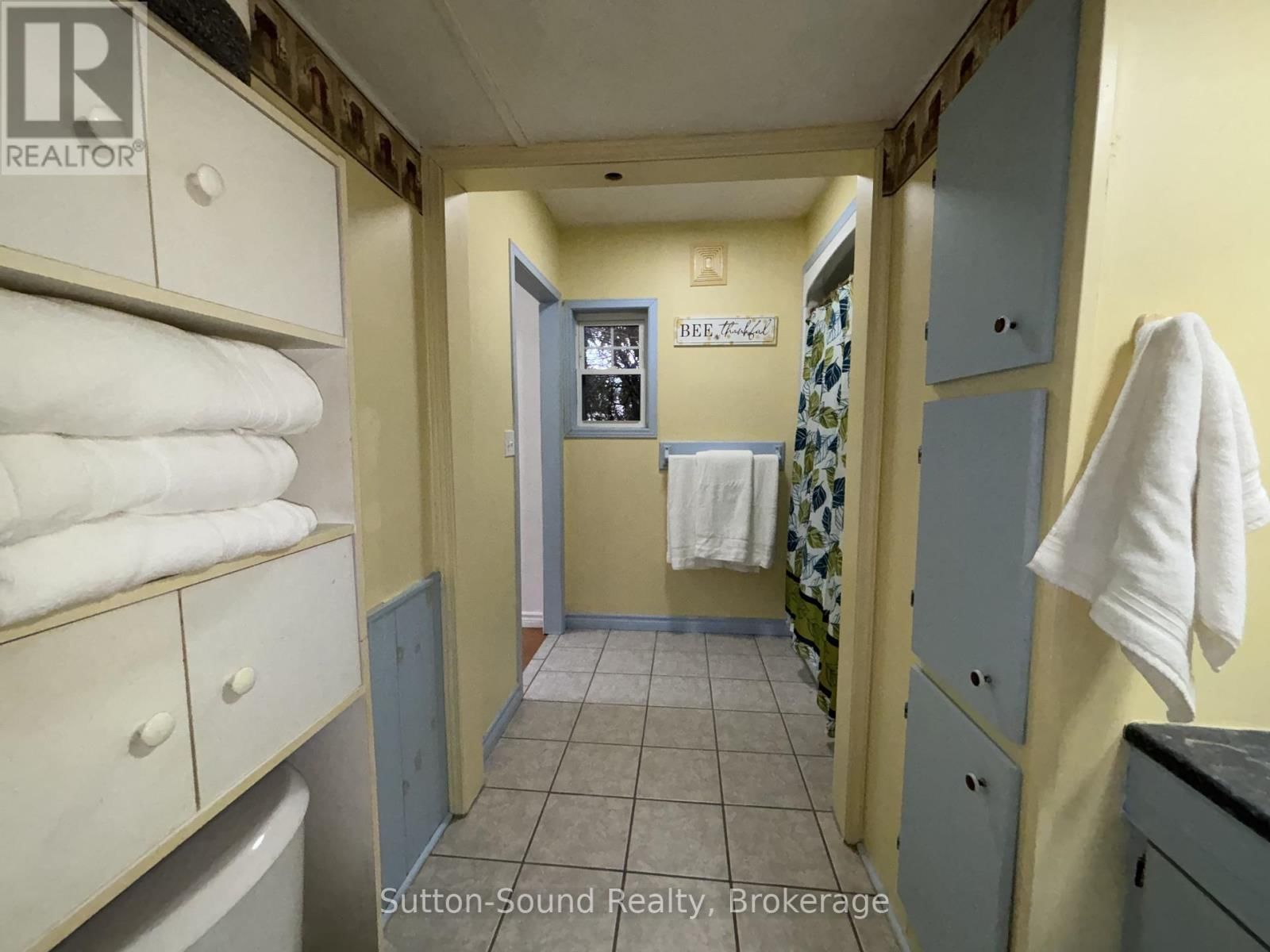 127 HARVEY STREET Image 15