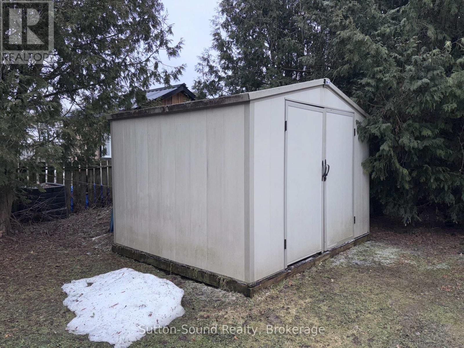 127 HARVEY STREET Image 6