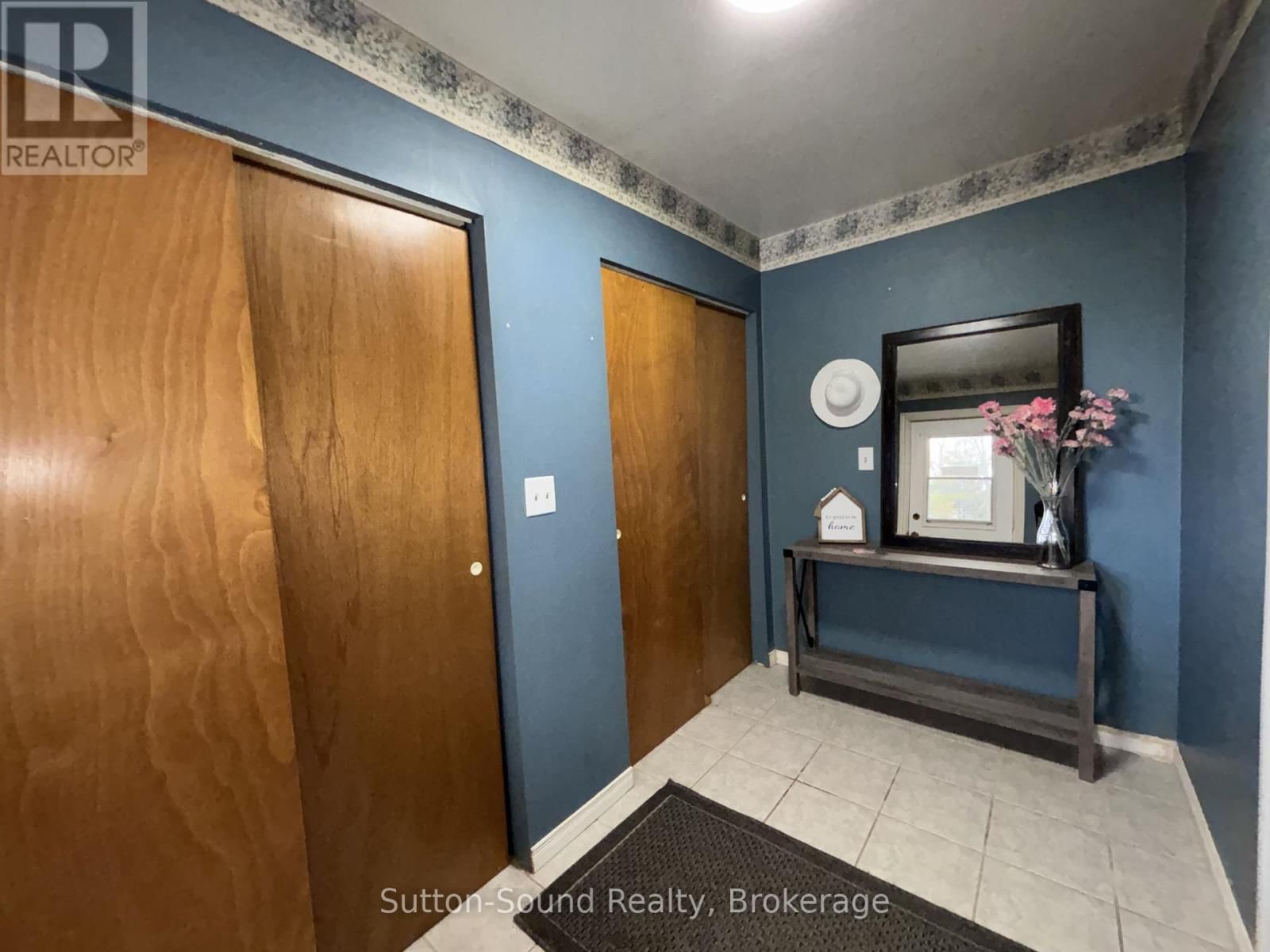 127 HARVEY STREET Image 8