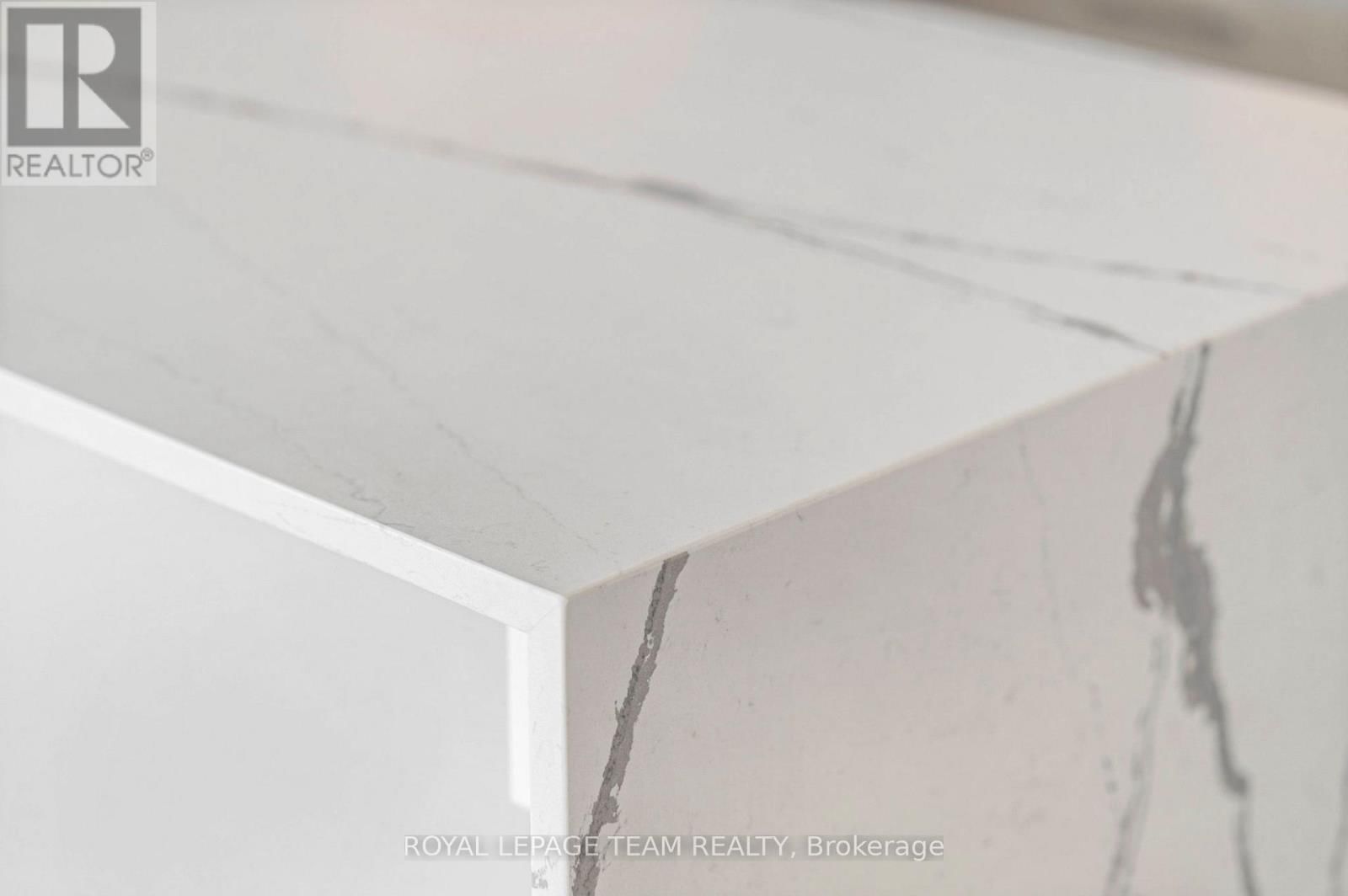 507 - 398 ROOSEVELT AVENUE Image 10