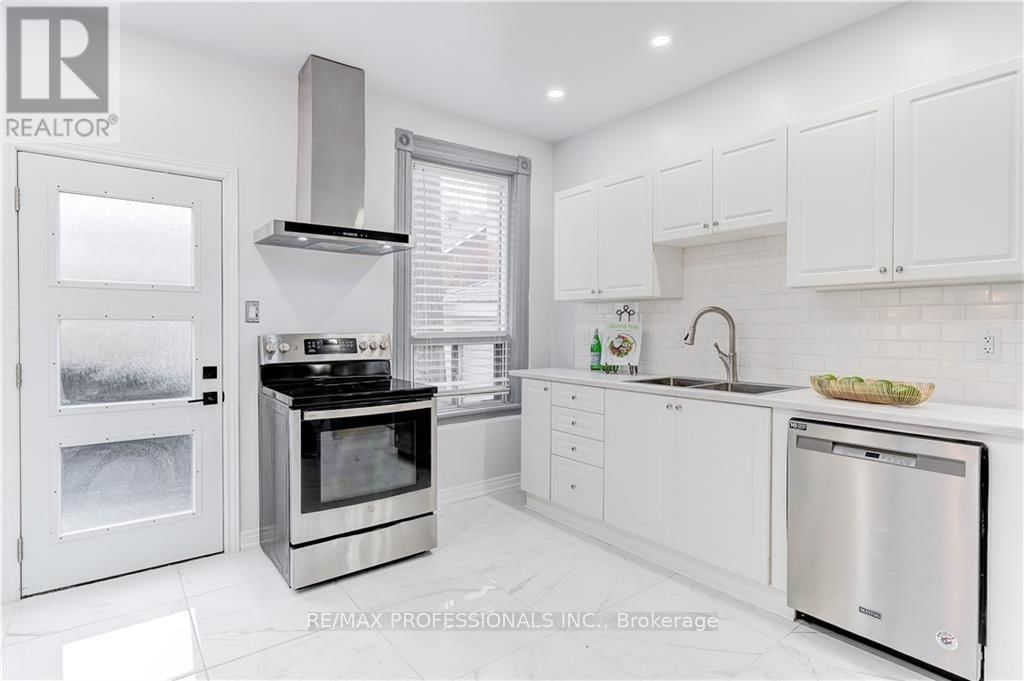 285 HESS STREET SOUTH Image 11