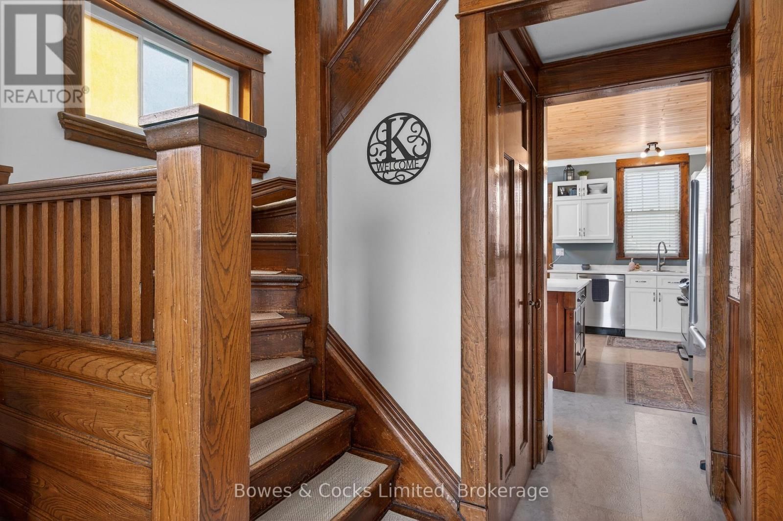 270 WILLIAM STREET NORTH Image 19