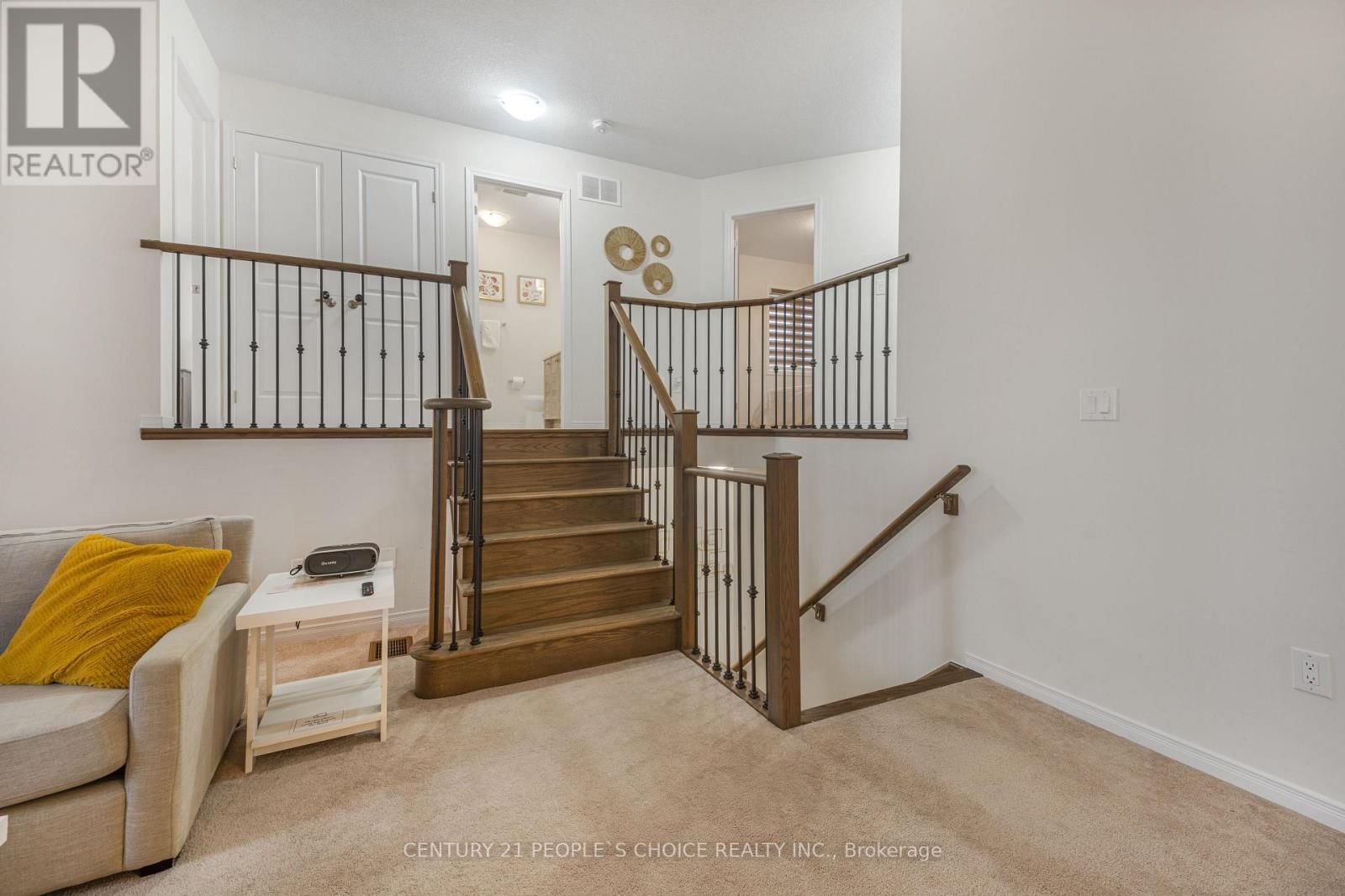 3 SARA DRIVE Image 22