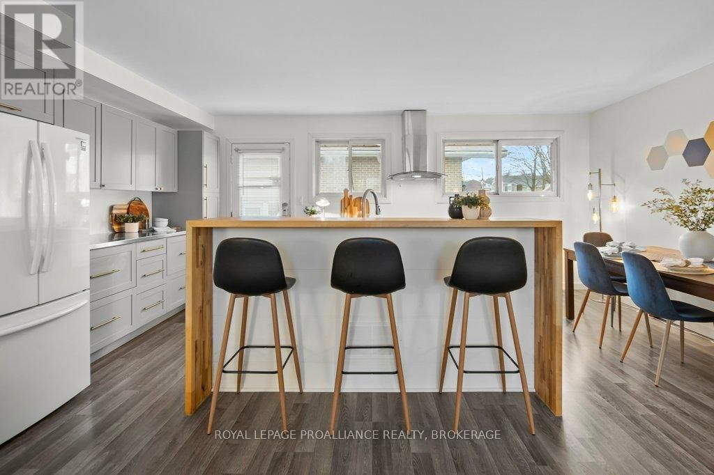 146 WILSON STREET Image 18