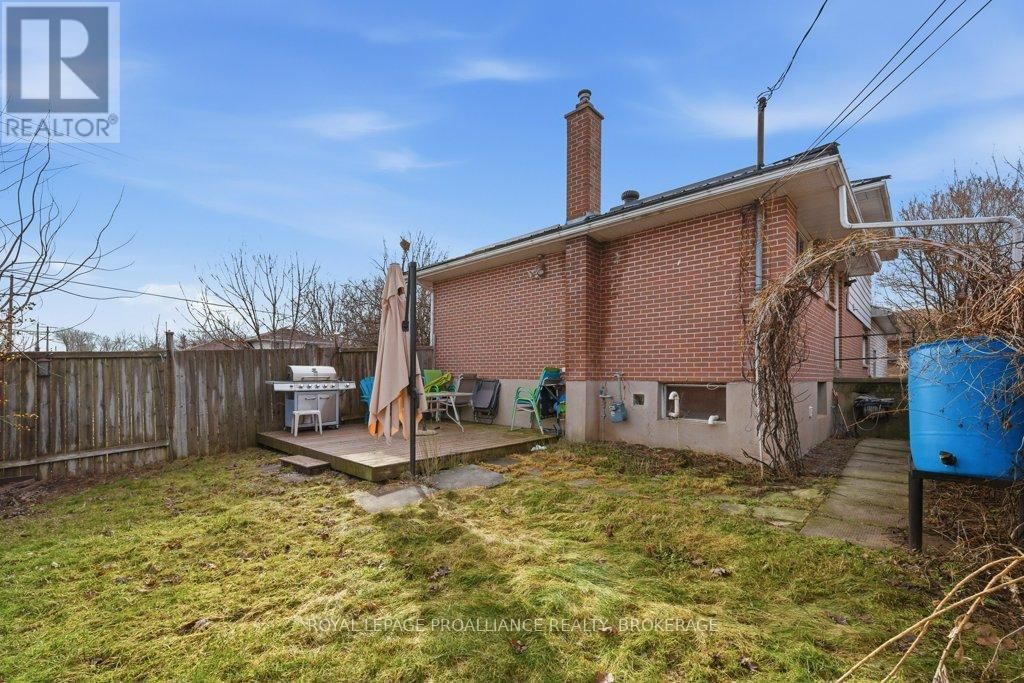 146 WILSON STREET Image 38