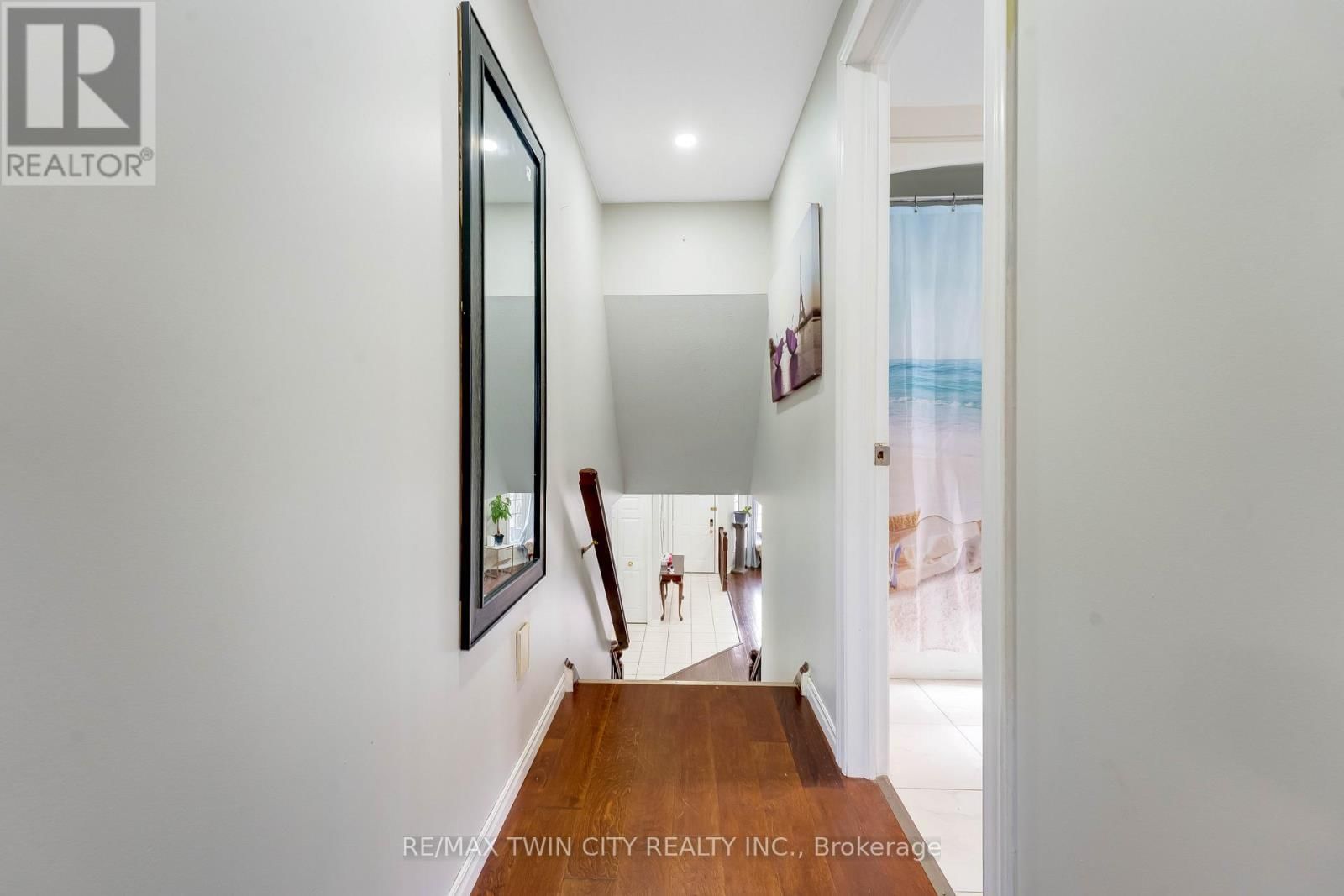 183 BUSH CLOVER CRESCENT Image 20