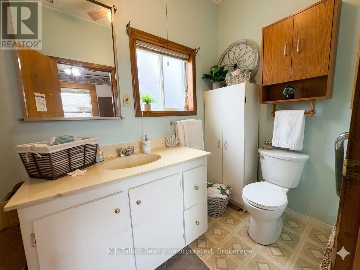 138 BRITANNIA ROAD EAST Image 10