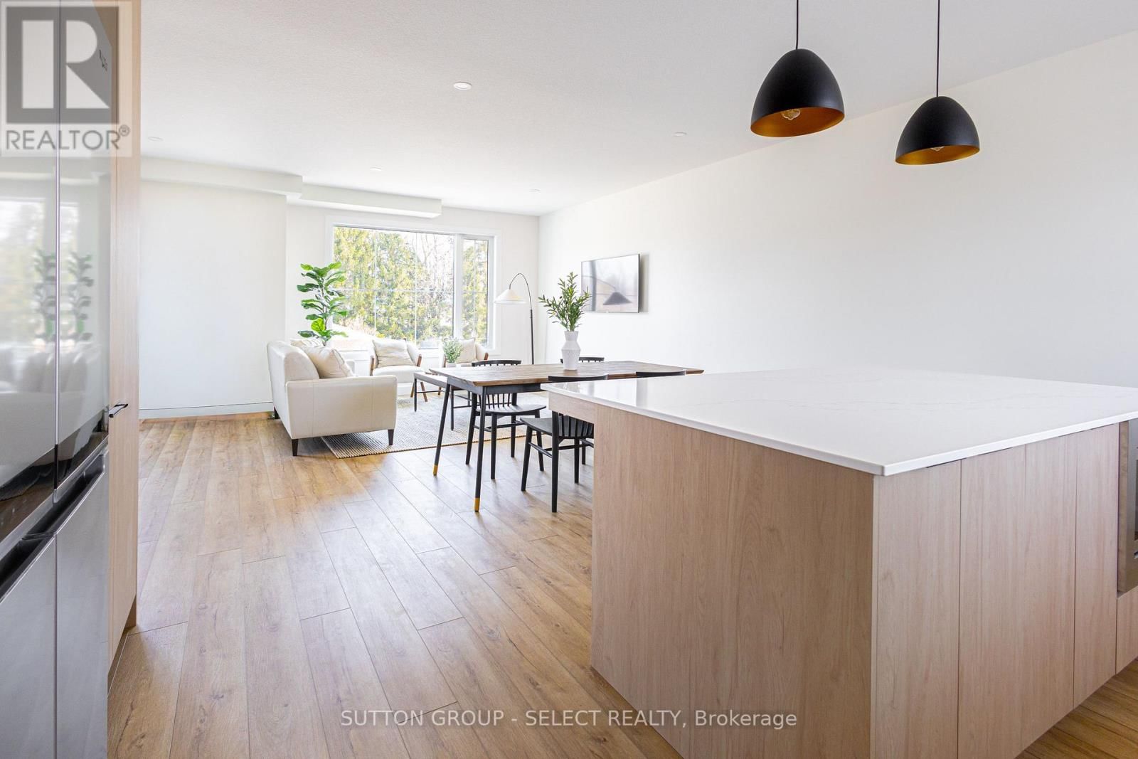 2 - 233 UPPER QUEEN STREET Image 19