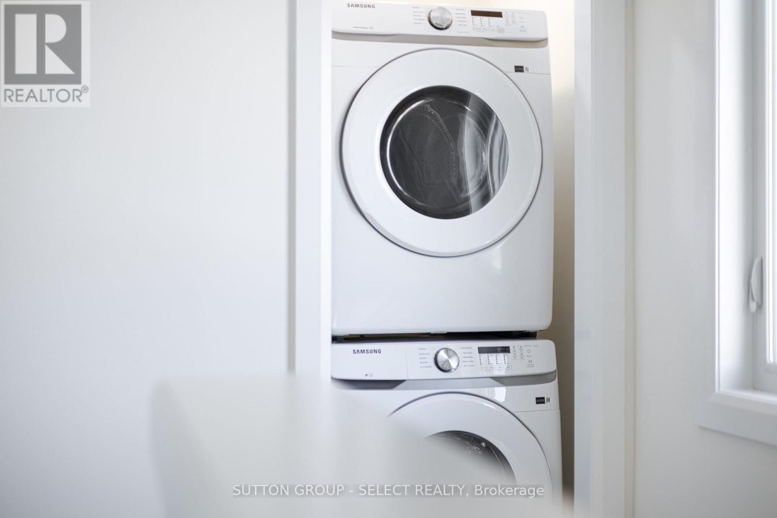 2 - 233 UPPER QUEEN STREET Image 30