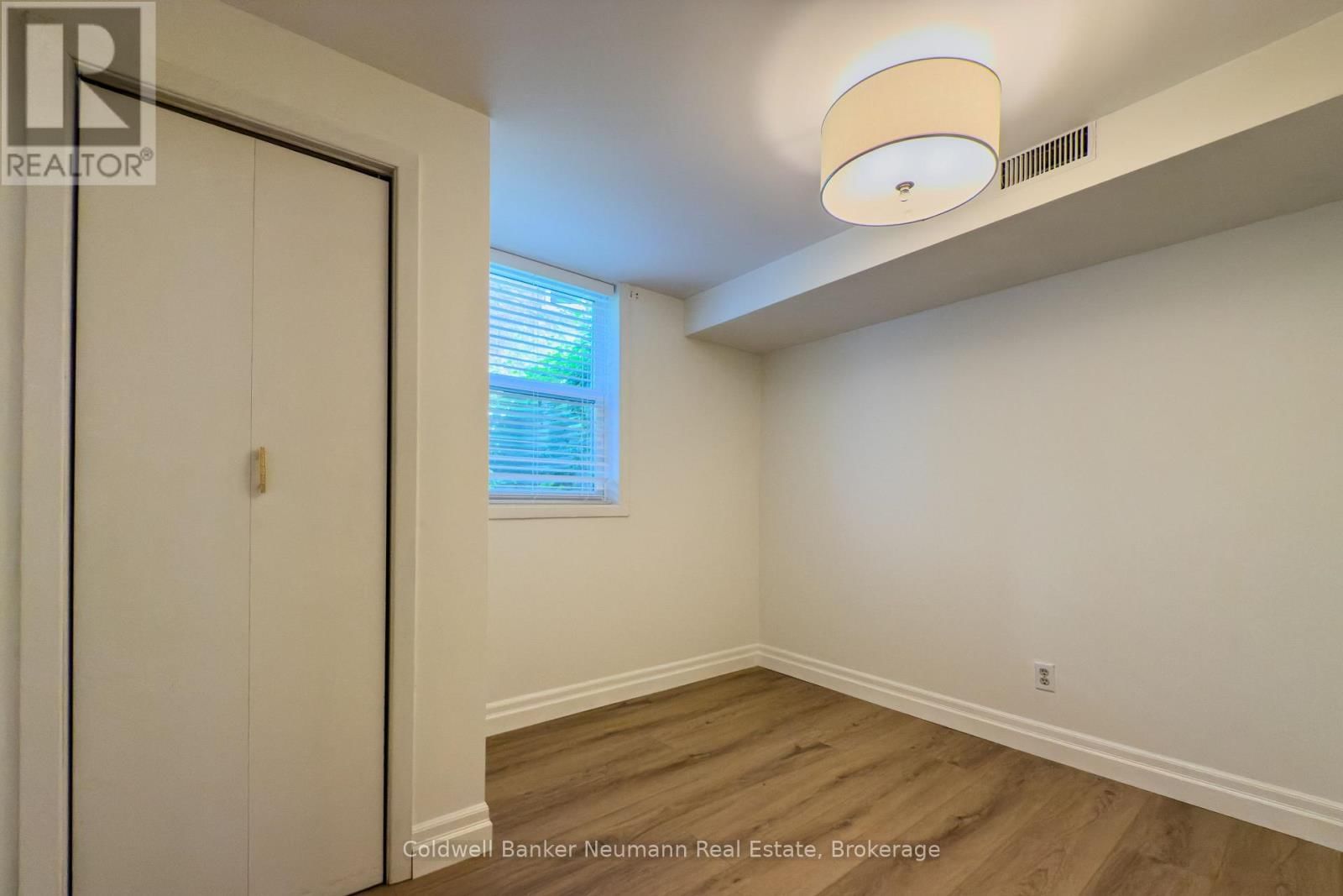 LOWER - 14 MCELDERRY ROAD Image 3