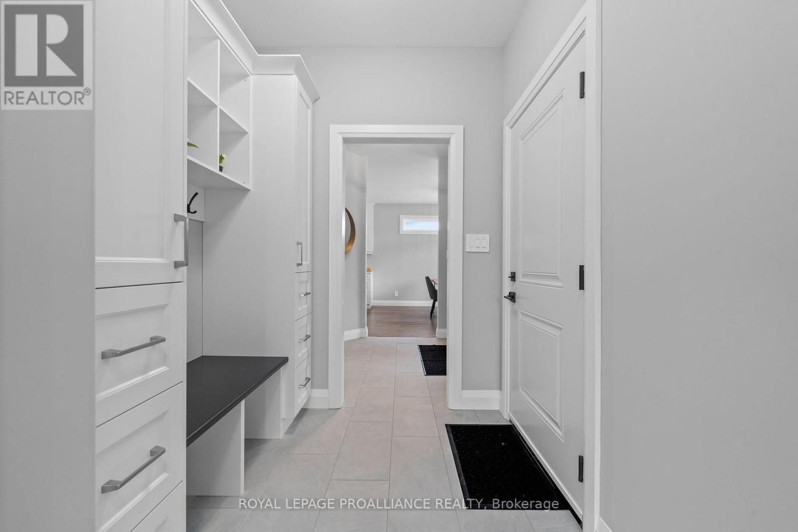 5 MACKENZIE JOHN CRESCENT Image 8