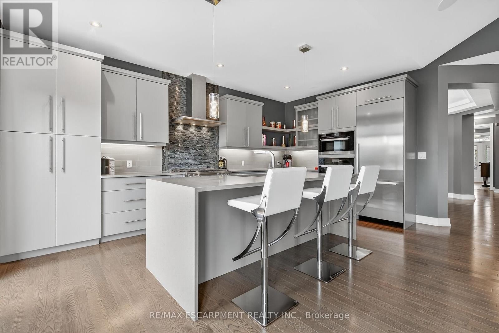 24 CHESTNUT DRIVE Image 13