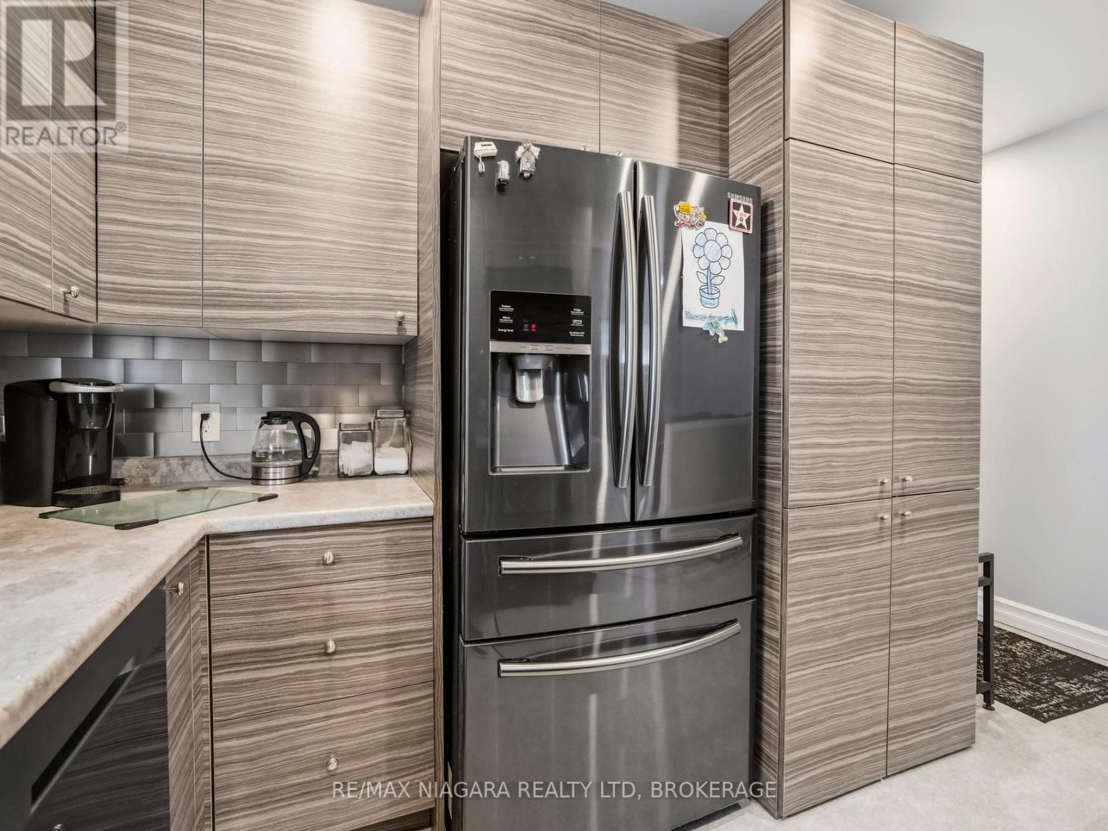 198 MURRAY STREET Image 9