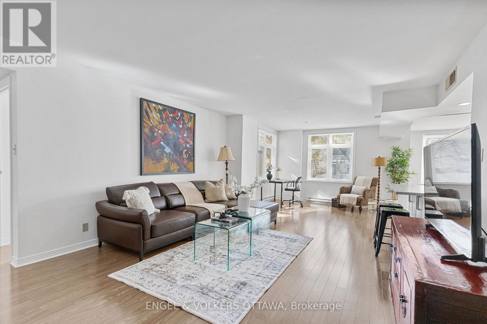 206 - 205 SOMERSET STREET WEST Image 15