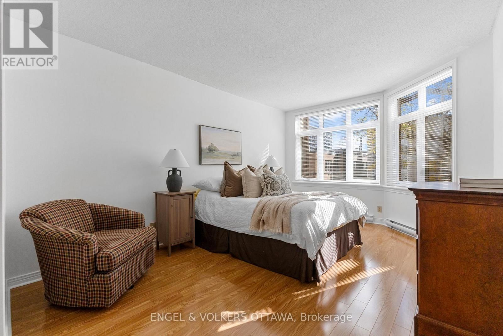 206 - 205 SOMERSET STREET WEST Image 23