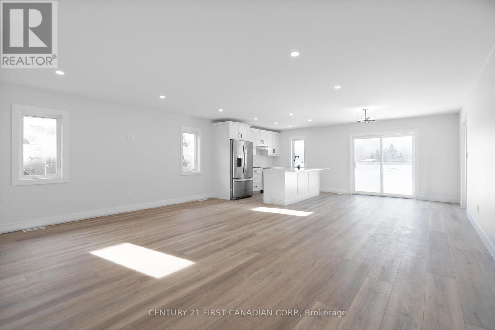 29 SHELDABREN STREET Image 12