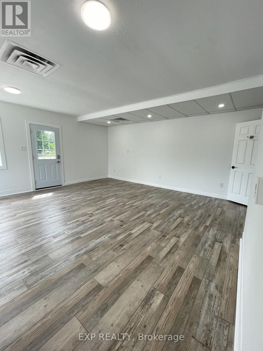 D - 110 RIVER ROAD Image 4